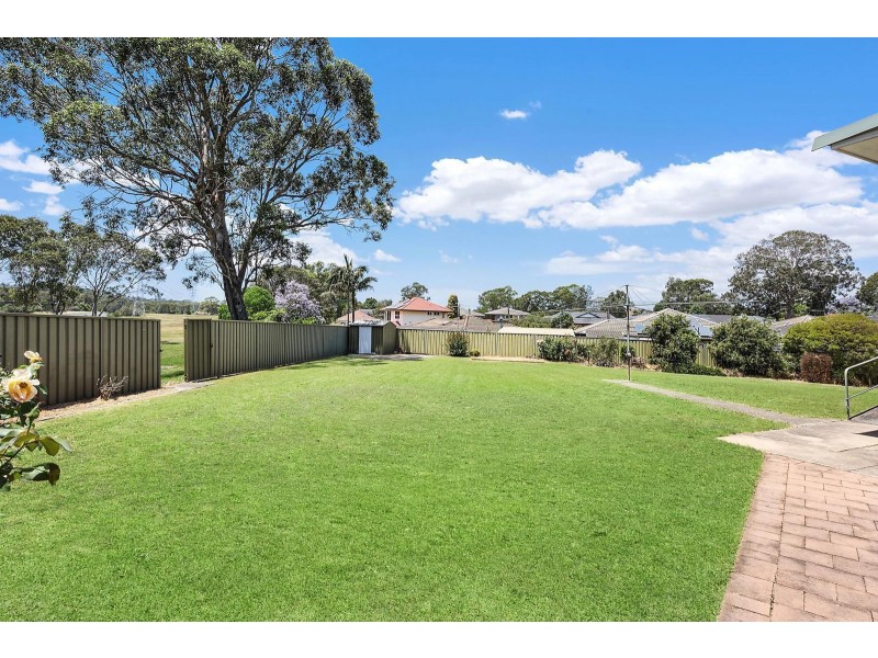 23 Highland Avenue, Toongabbie NSW 2146