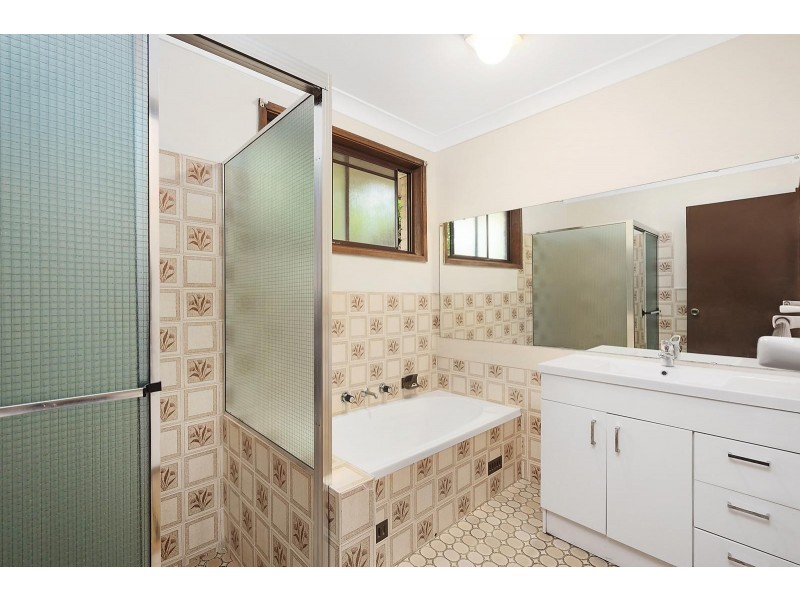 21 Caird Place, Seven Hills NSW 2147