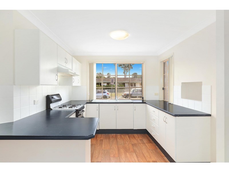 15 Doolan Street, Dean Park NSW 2761