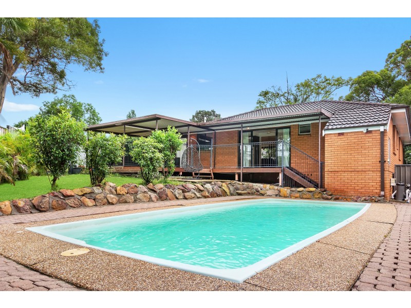8 Oba Place, Toongabbie NSW 2146