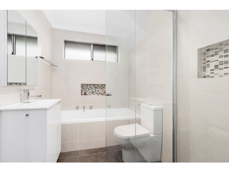 2 Manning Place, Seven Hills NSW 2147