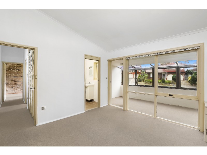 43 Topaz Crescent, Seven Hills NSW 2147