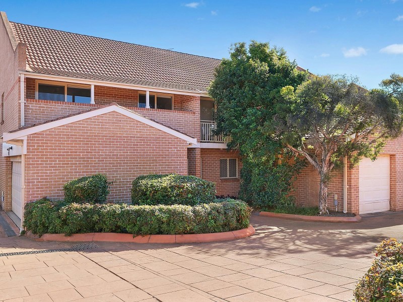 6/241 Old Windsor Road, Old Toongabbie NSW 2146