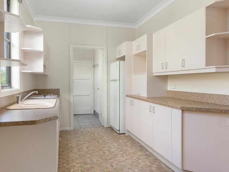 82 Johnson Avenue, Seven Hills NSW 2147