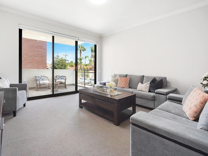 14/121 Railway Parade, Granville NSW 2142