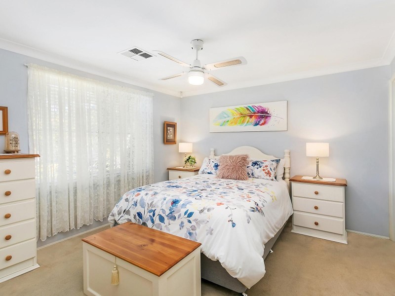 34 Olney Drive, Blue Haven NSW 2262