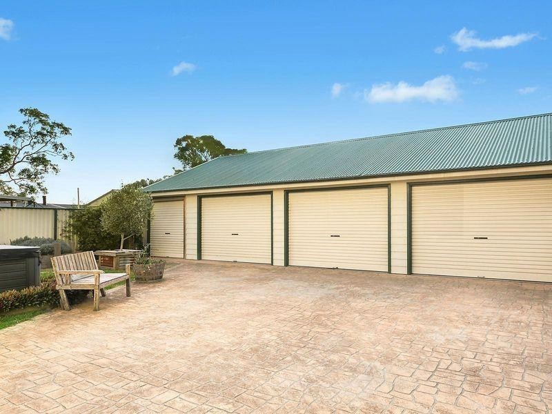 92 Griffith Street, Mannering Park NSW 2259