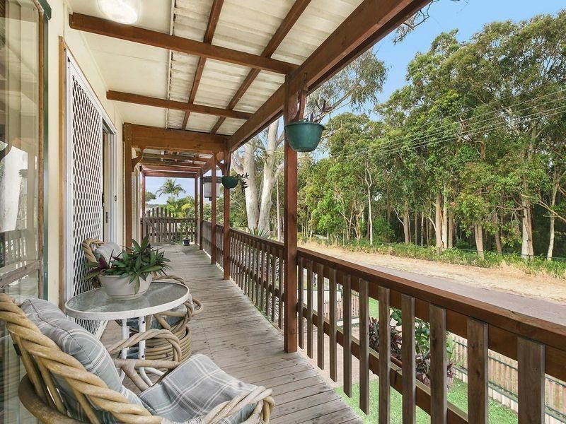 92 Griffith Street, Mannering Park NSW 2259