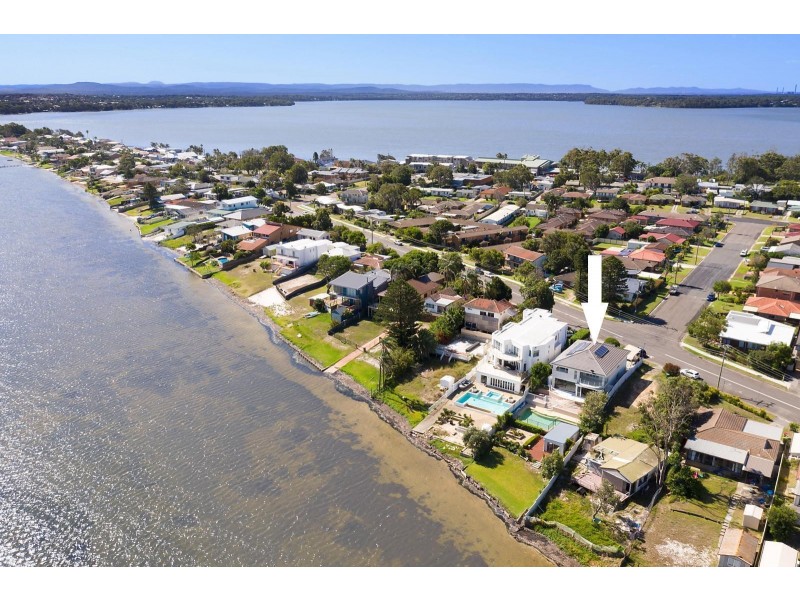 33 Moss Avenue, Toukley NSW 2263