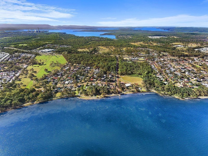 19 Kamilaroo Avenue, Lake Munmorah NSW 2259