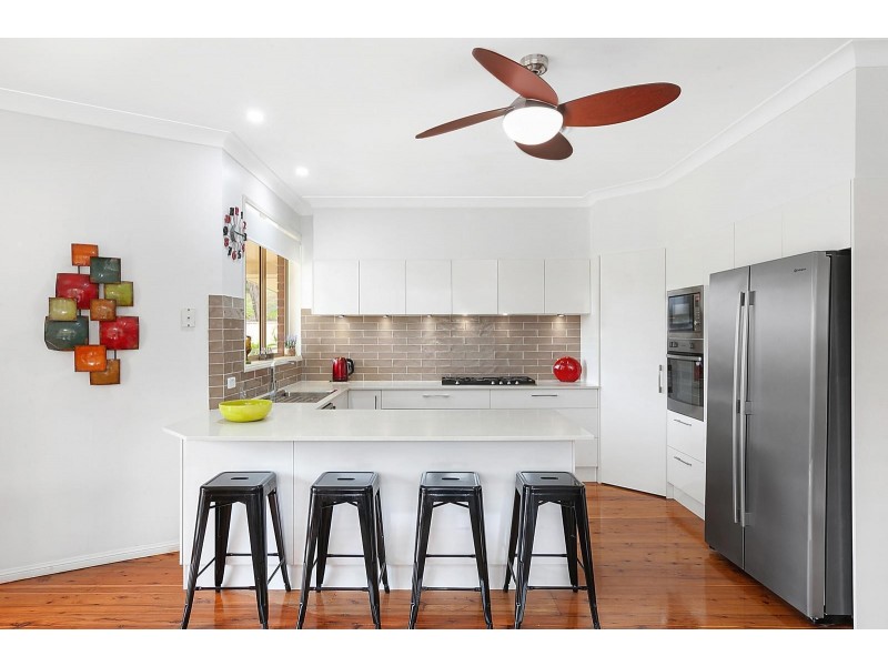 20 Twin Lakes Drive, Lake Haven NSW 2263