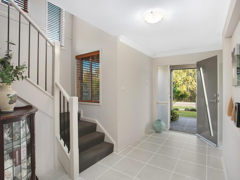 16 Cascades Road, Woongarrah NSW 2259