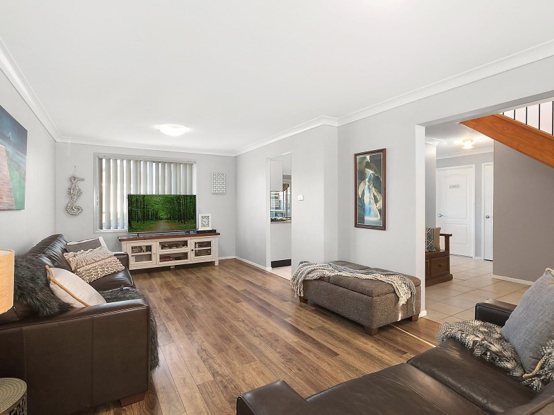 9 Foxtail Crescent, Woongarrah NSW 2259