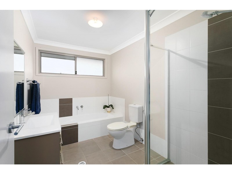 1 Ellalong Way, Woongarrah NSW 2259