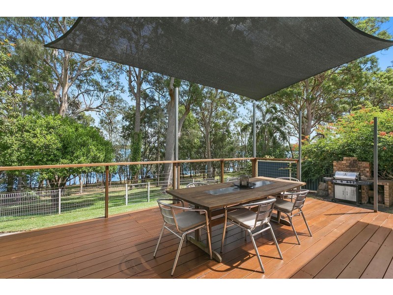 80 Teragalin Drive, Chain Valley Bay NSW 2259