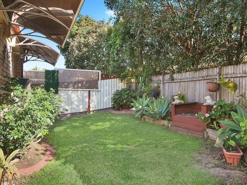11 Newton Place, Blue Haven NSW 2262