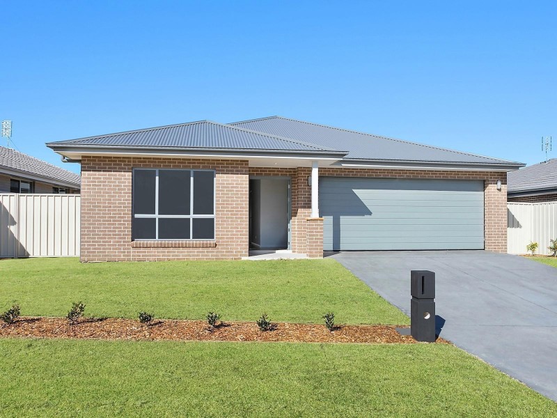 54 Settlers Road, Wadalba NSW 2259