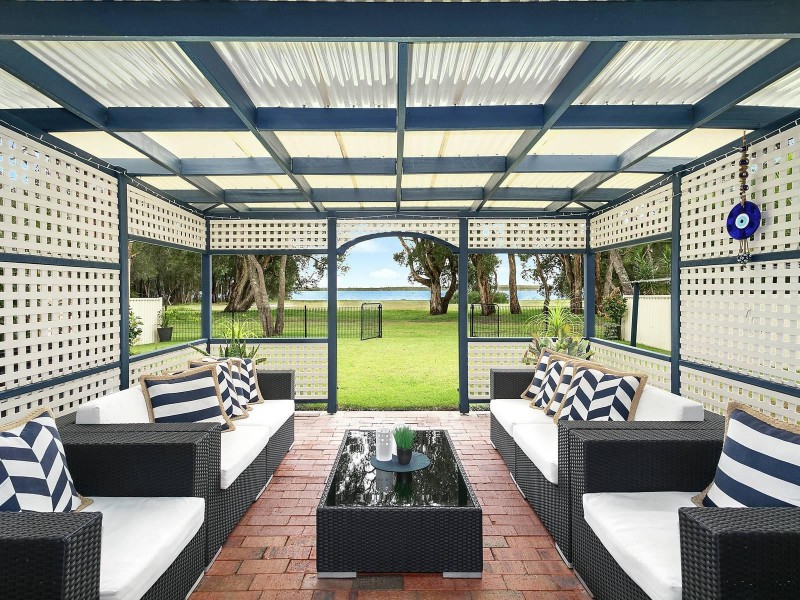 57 Natuna Avenue, Budgewoi NSW 2262