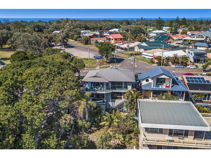 8 Bush Street, Norah Head NSW 2263