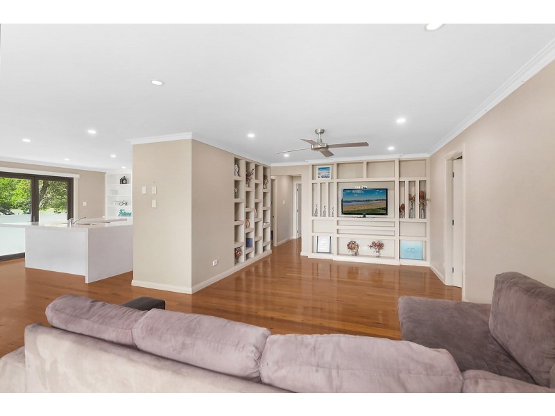 8 Bush Street, Norah Head NSW 2263