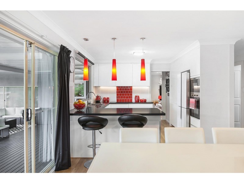 7 Eliot Street, Mannering Park NSW 2259