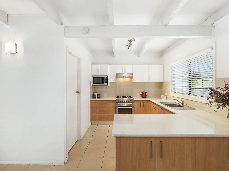 18 Ulooloo Road, Gwandalan NSW 2259