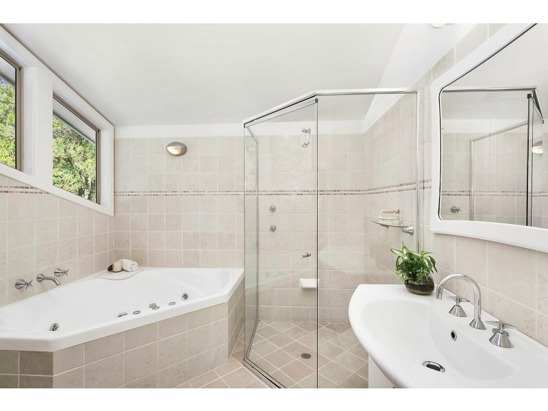 28 Lloyd Avenue, Chain Valley Bay NSW 2259