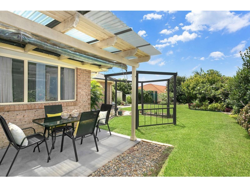 2 Aroona Close, Gwandalan NSW 2259