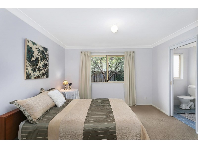 2 Aroona Close, Gwandalan NSW 2259