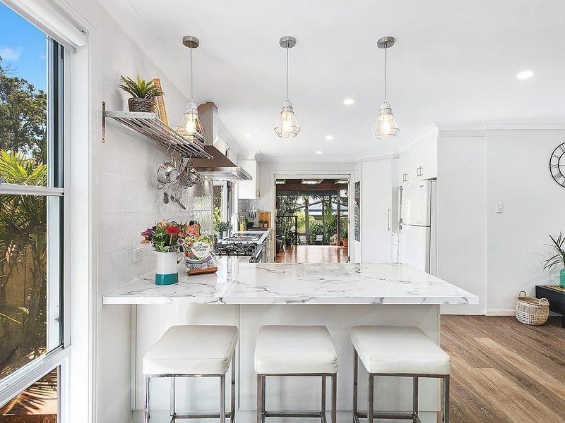 18 Dale Avenue, Chain Valley Bay NSW 2259