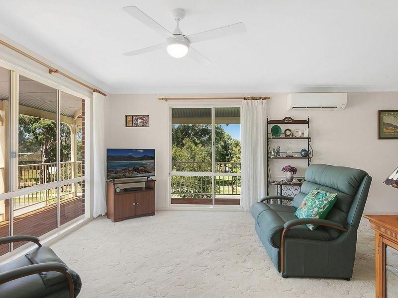 1 Camellia Place, Woongarrah NSW 2259