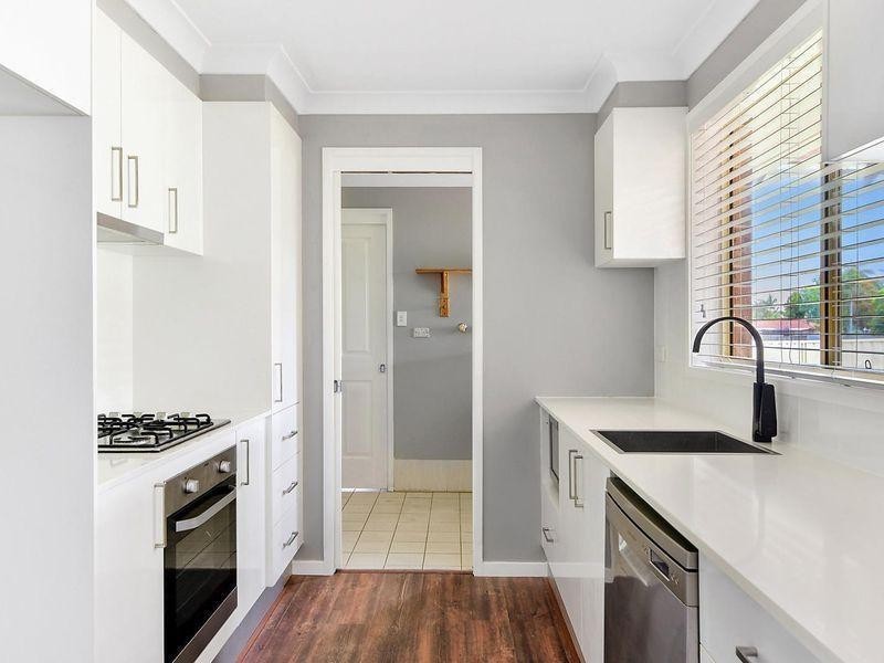 3 Greenleaf Place, Buff Point NSW 2262