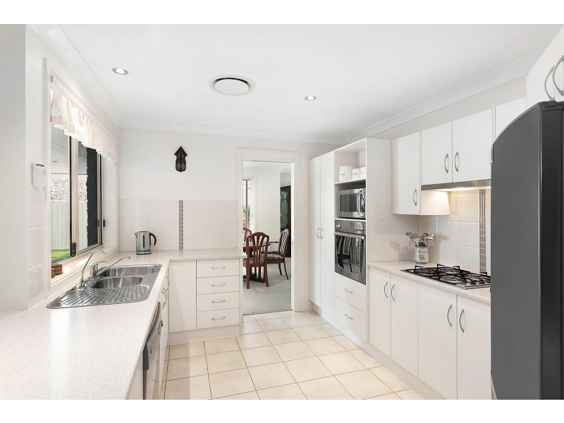 50 Barrington Drive, Woongarrah NSW 2259