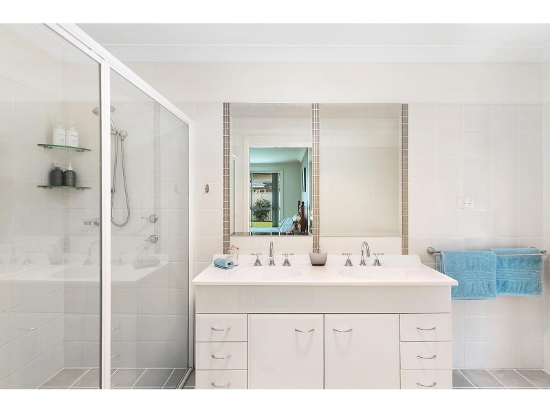 50 Barrington Drive, Woongarrah NSW 2259