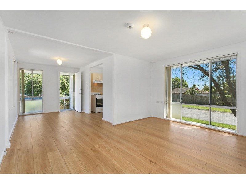 5 Nathan Place, Lake Haven NSW 2263