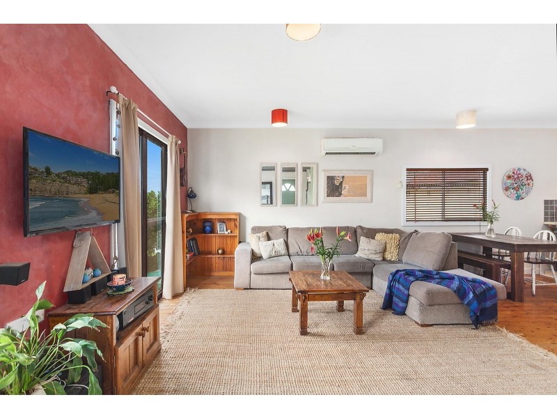 2 Swan Street, Kanwal NSW 2259