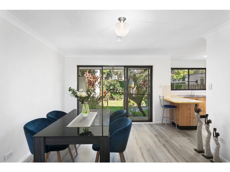 2/89 Yeramba Road, Summerland Point NSW 2259