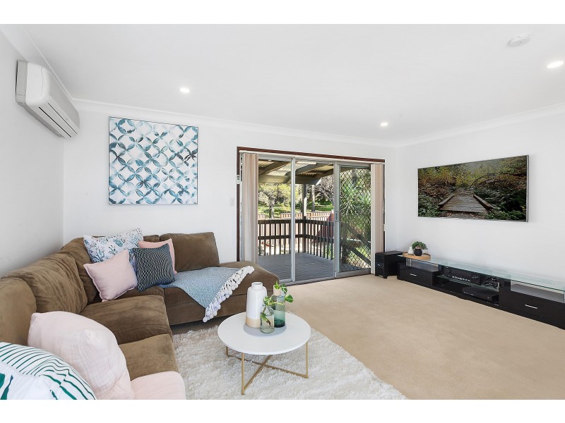 42 Middlesex Avenue, Gorokan NSW 2263