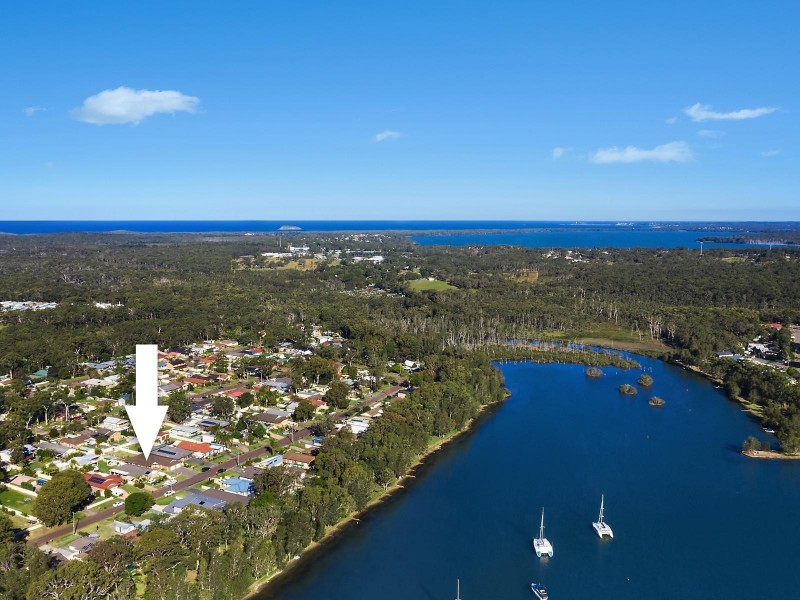 31 Teragalin Drive, Chain Valley Bay NSW 2259