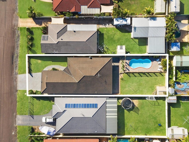 31 Teragalin Drive, Chain Valley Bay NSW 2259