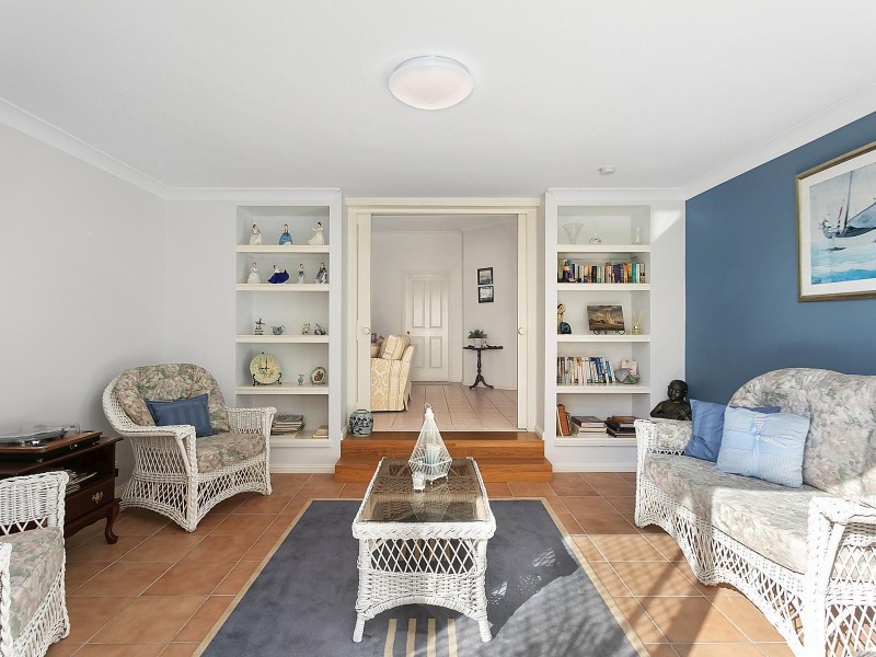 7 Collendina Road, Gwandalan NSW 2259