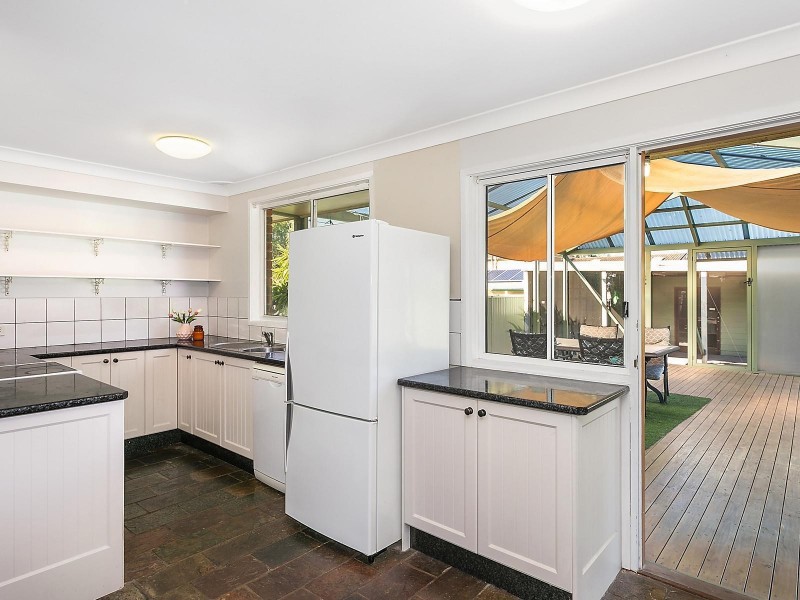 1 Phyllis Avenue, Kanwal NSW 2259