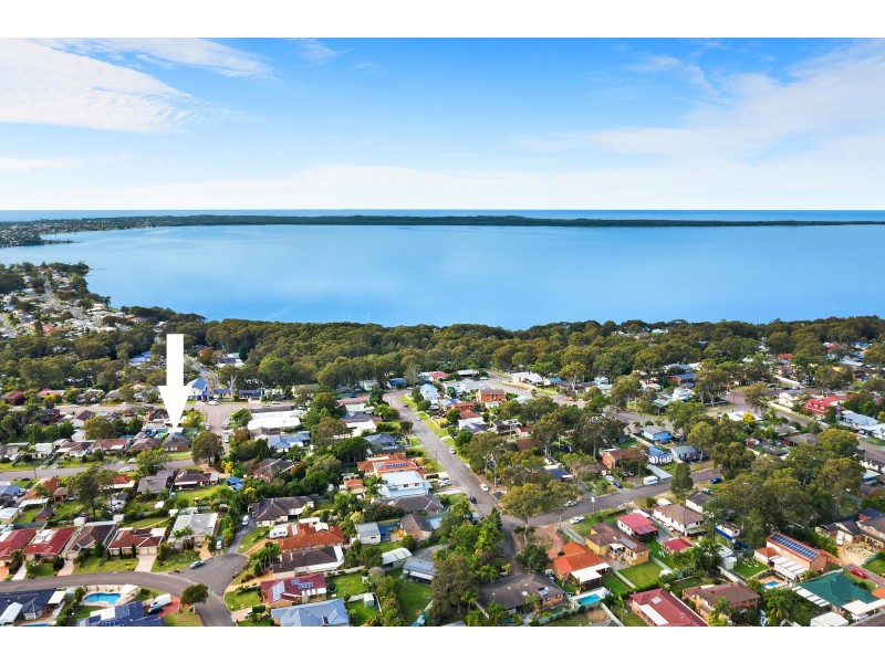 1 Phyllis Avenue, Kanwal NSW 2259