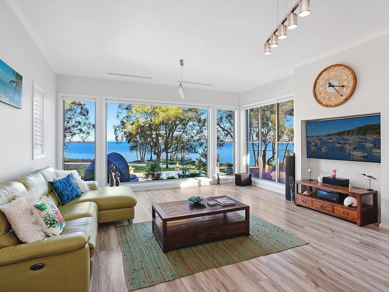 260 Tuggerawong Road, Tuggerawong NSW 2259