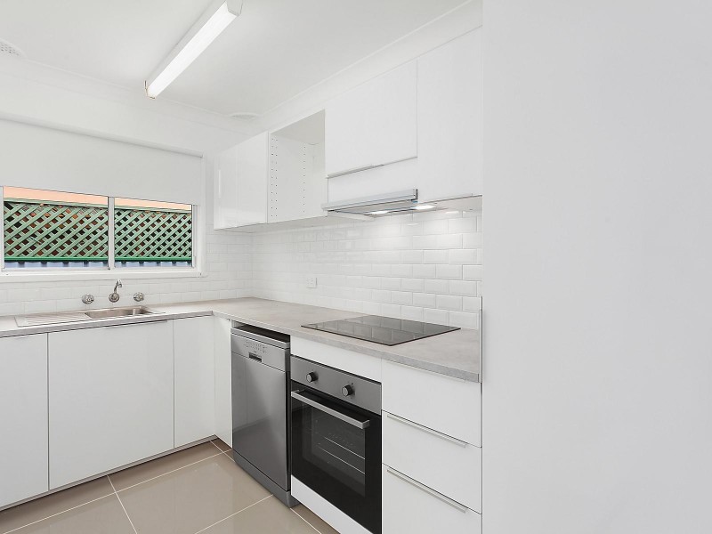 19 Gymea Crescent, Mannering Park NSW 2259
