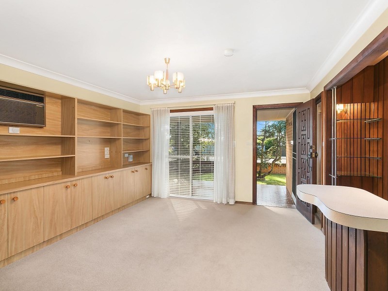 50 Sunrise Avenue, Budgewoi NSW 2262