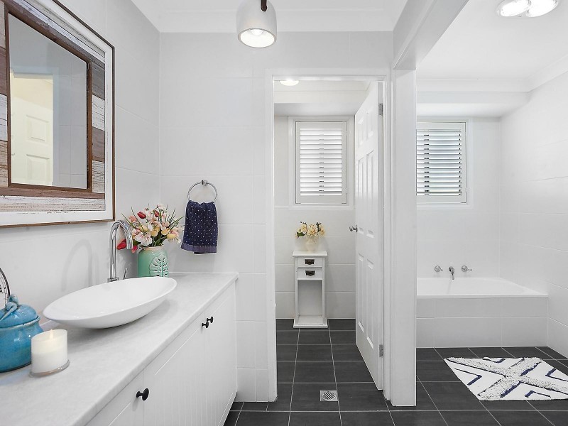 20 Rosemount Avenue, Lake Munmorah NSW 2259