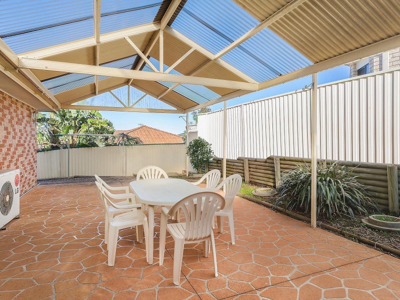 8 Myee Place, Blue Haven NSW 2262