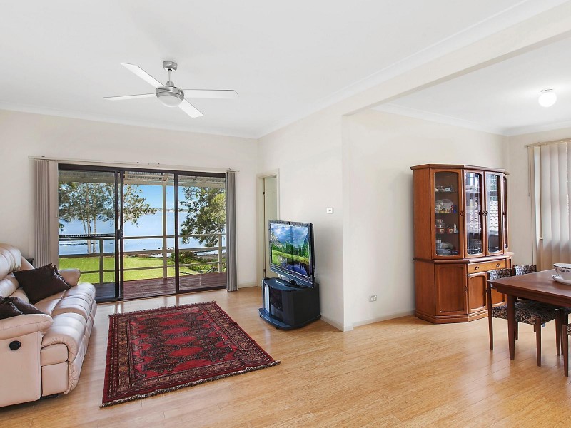 63 Malvina Parade, Lake Haven NSW 2263