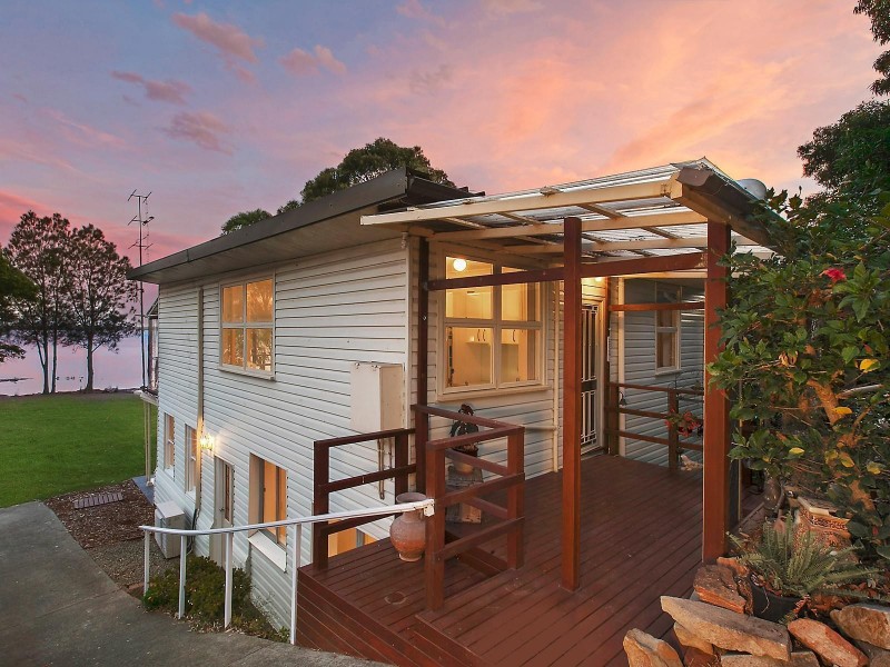 63 Malvina Parade, Lake Haven NSW 2263